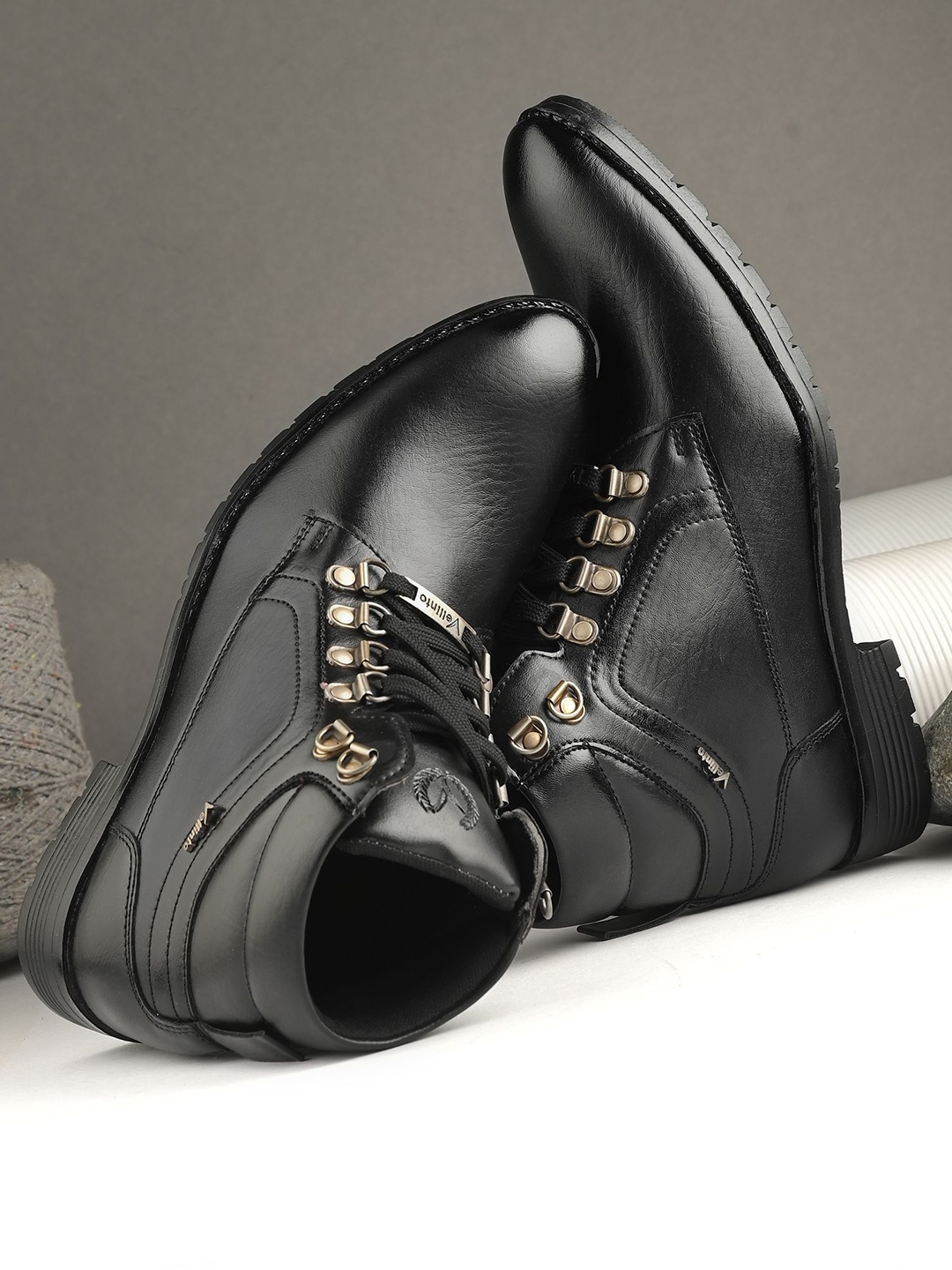

Vellinto AUSTIN Men Block Heeled Biker Boots, Black