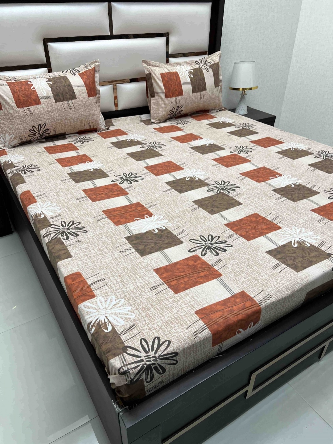 

Pure Decor Passion Brown & White Floral 300TC Cotton Queen Bedsheet & 2 Pillow Cover