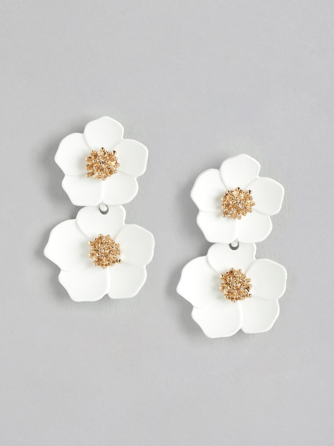 

Forever New Sammy Camy Flower Earrings, White