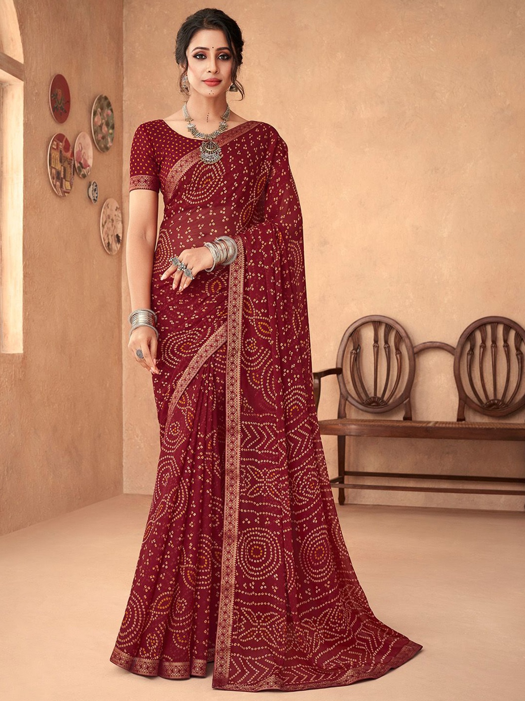 

Panzora Bandhani Zari Poly Chiffon Saree, Maroon