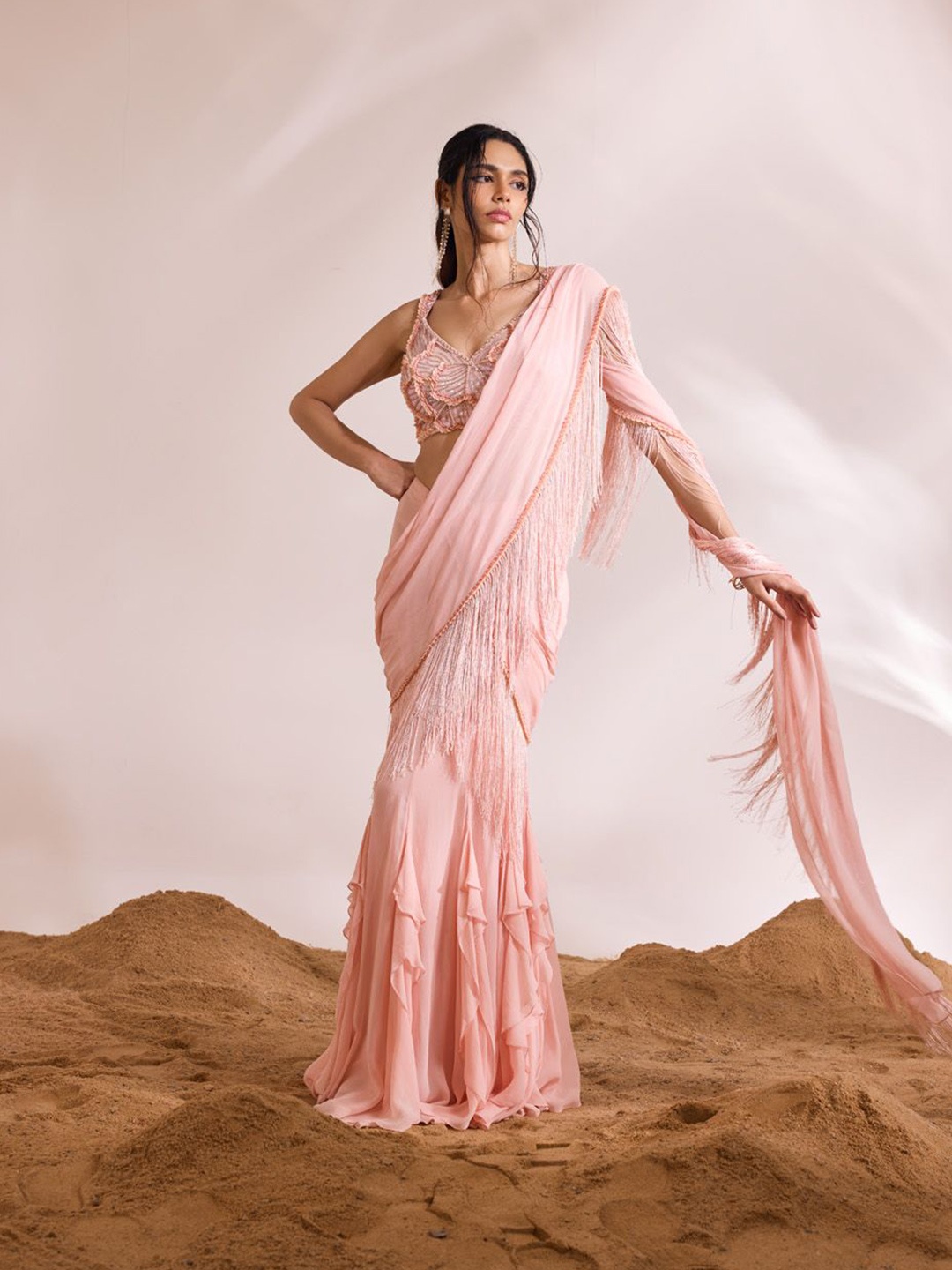 

DIVYA AGGARWAL Sequinned Drape Fringe Saree, Pink