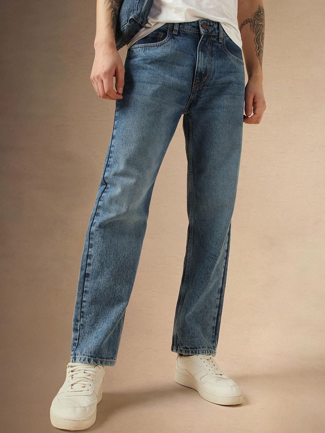 

Dennis Lingo Men Relaxed Fit Mid-Rise Light Shade Clean Look Cotton Jeans, Blue