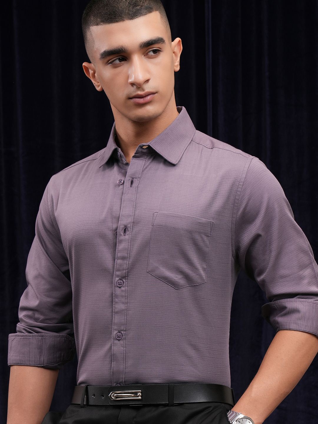 

Highlander Men Jacquard Textured Solid Casual Shirt, Lavender