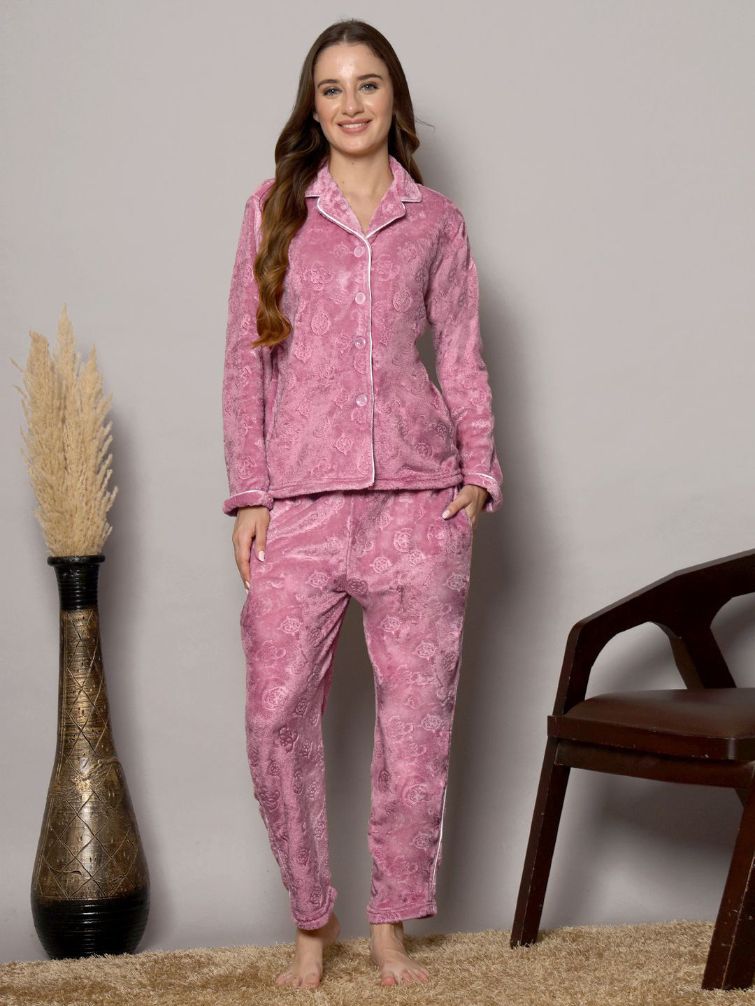 

FABINALIV Geometric Embossed Lapel Collar Winter Night Suit, Pink