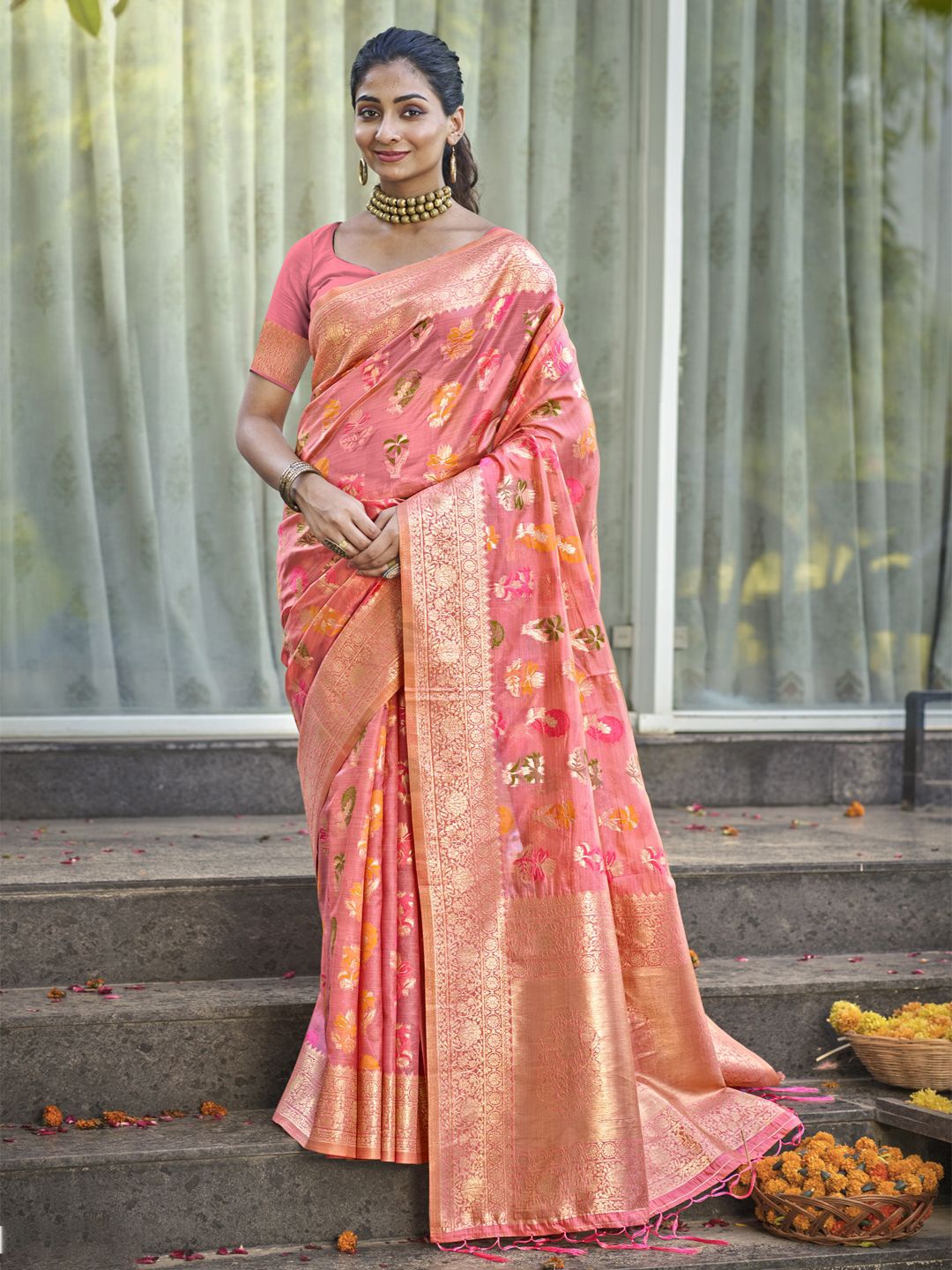 

Ishin Floral Woven Design Zari Organza Saree, Pink