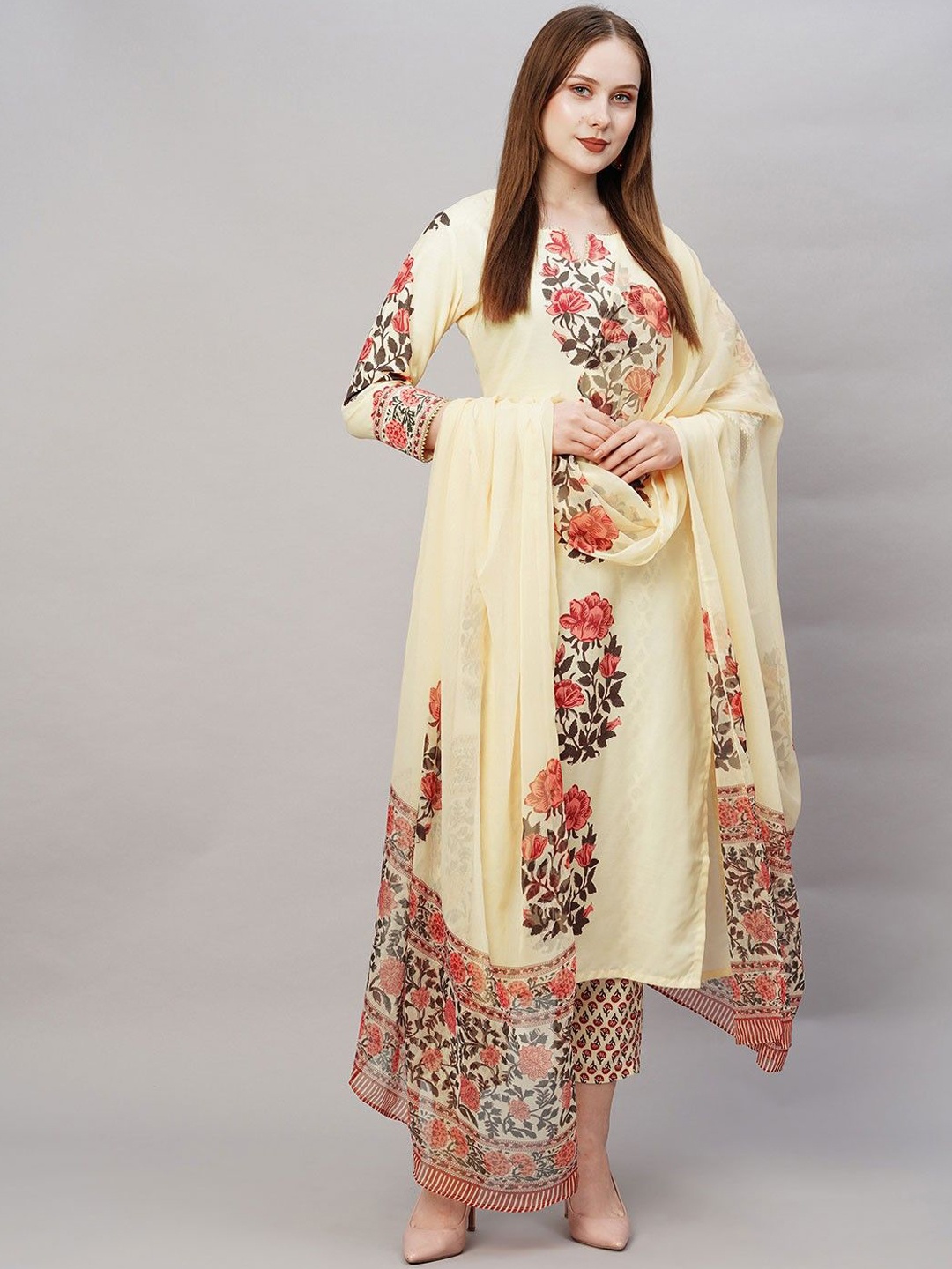 

GoSriKi Ethnic Motifs Printed Straight Kurta with Trousers & Dupatta, Cream