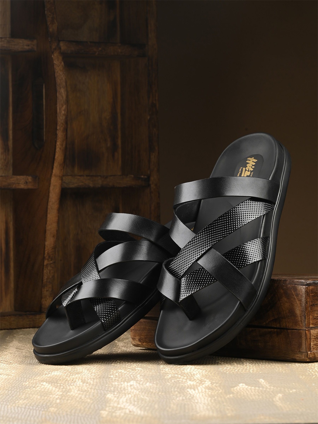 

Hitz Men Leather Comfort Sandals, Black