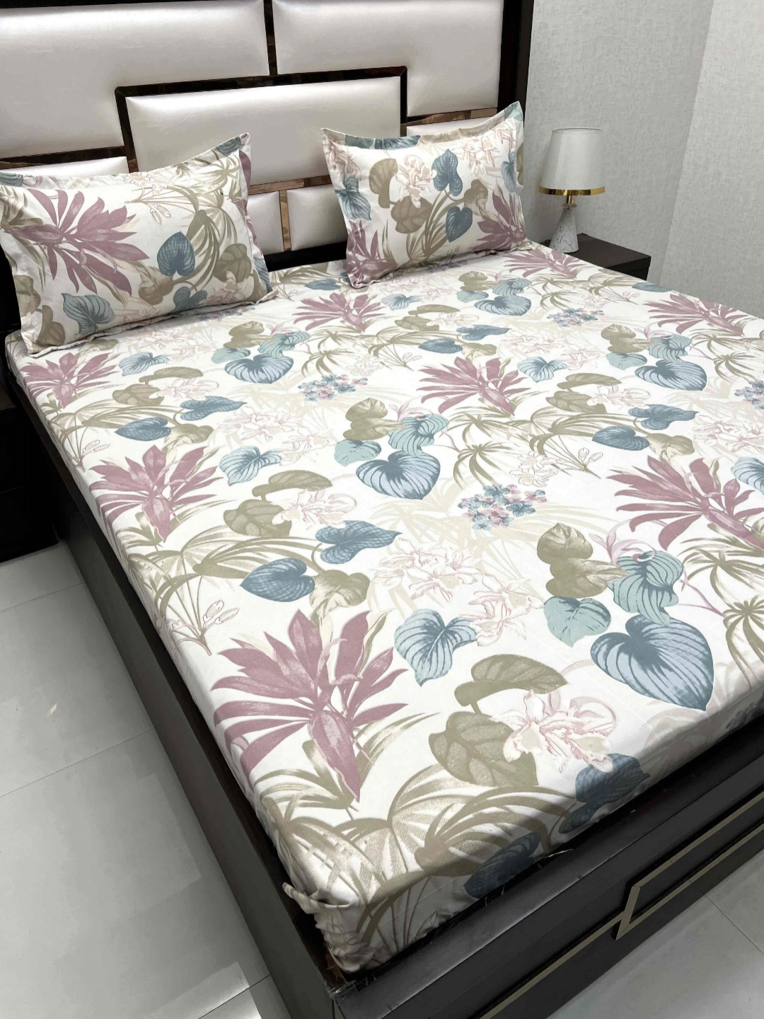 

Pure Decor Amulya White Floral 300 TC Pure Cotton Queen Bedsheet With 2 Pillow Covers