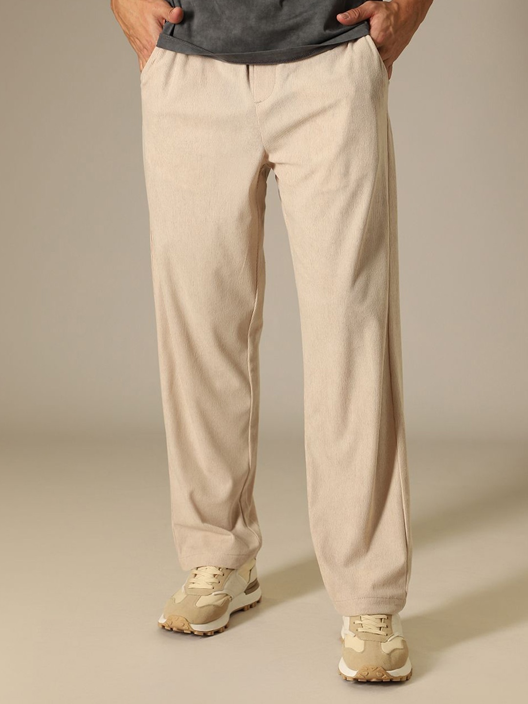 

Banana Club Men Relaxed Corduroy Trousers, Beige