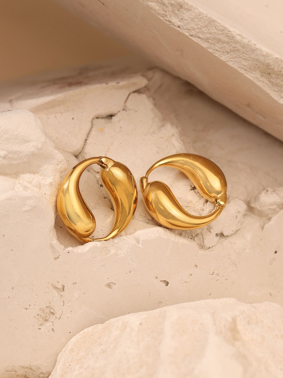 

Mitali Jain 18k Gold-Plated Contemporary Artificial Stones Hoop Earrings