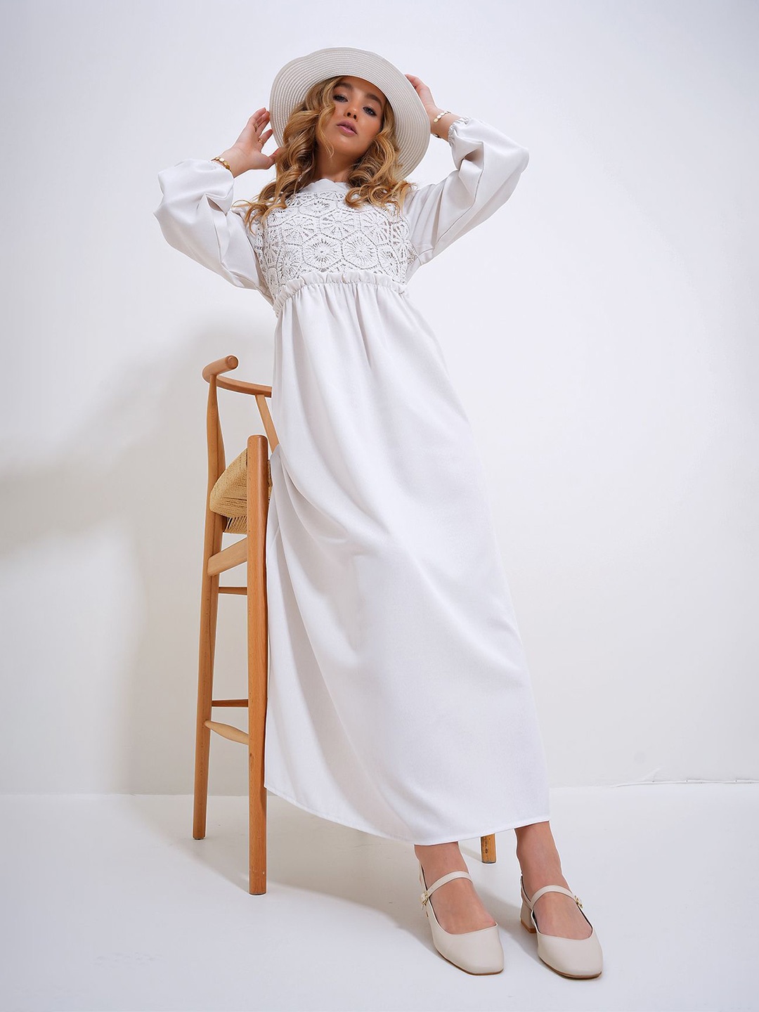 

Trend Alacati stili Women Fit and Flare Maxi Dress, White