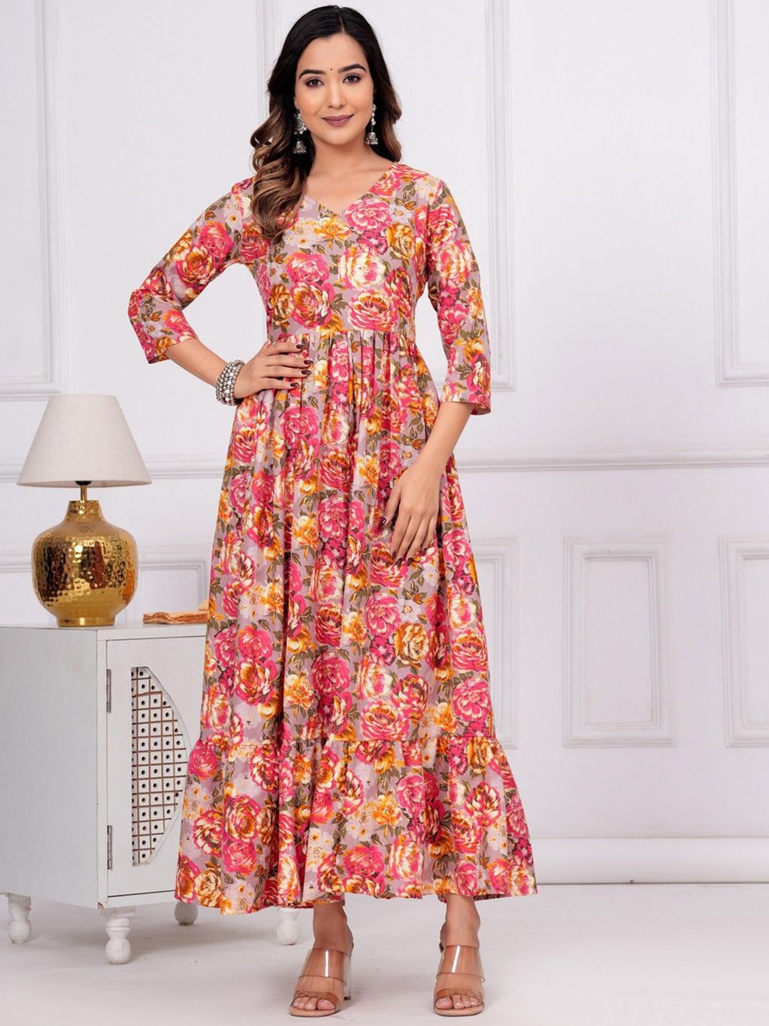 

OKD Empires Floral Printed V-Neck Tiered Anarkali Kurta, Pink