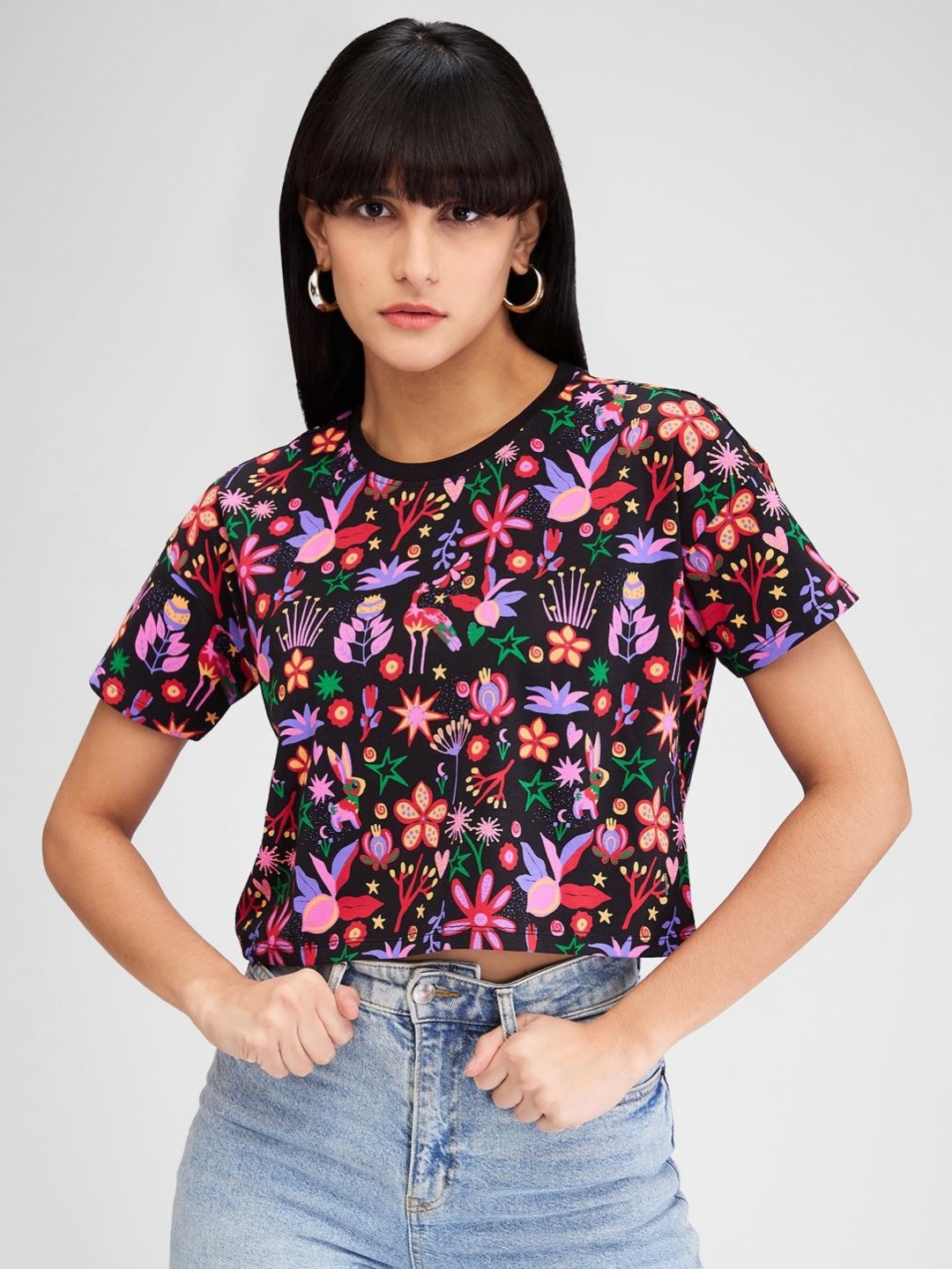 

SPYKAR Women Floral Printed Tropical Pockets Boxy T-shirt, Black