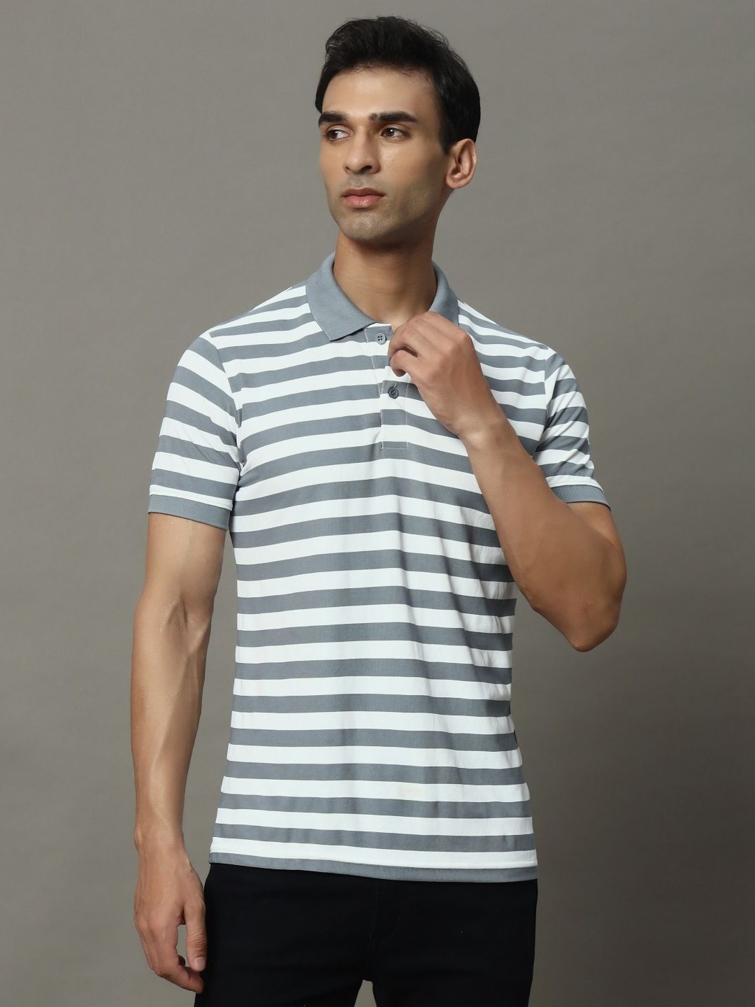 

OGEN Men Striped Polo Collar Pockets T-shirt, Grey