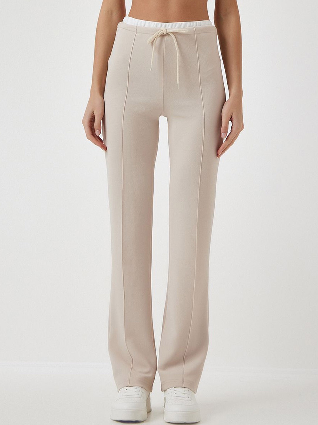 

Happiness istanbul Women Trousers, Cream