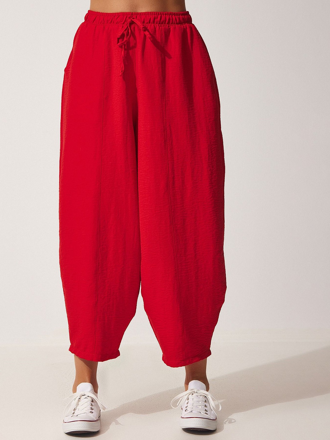 

Happiness istanbul Women Trousers, Red