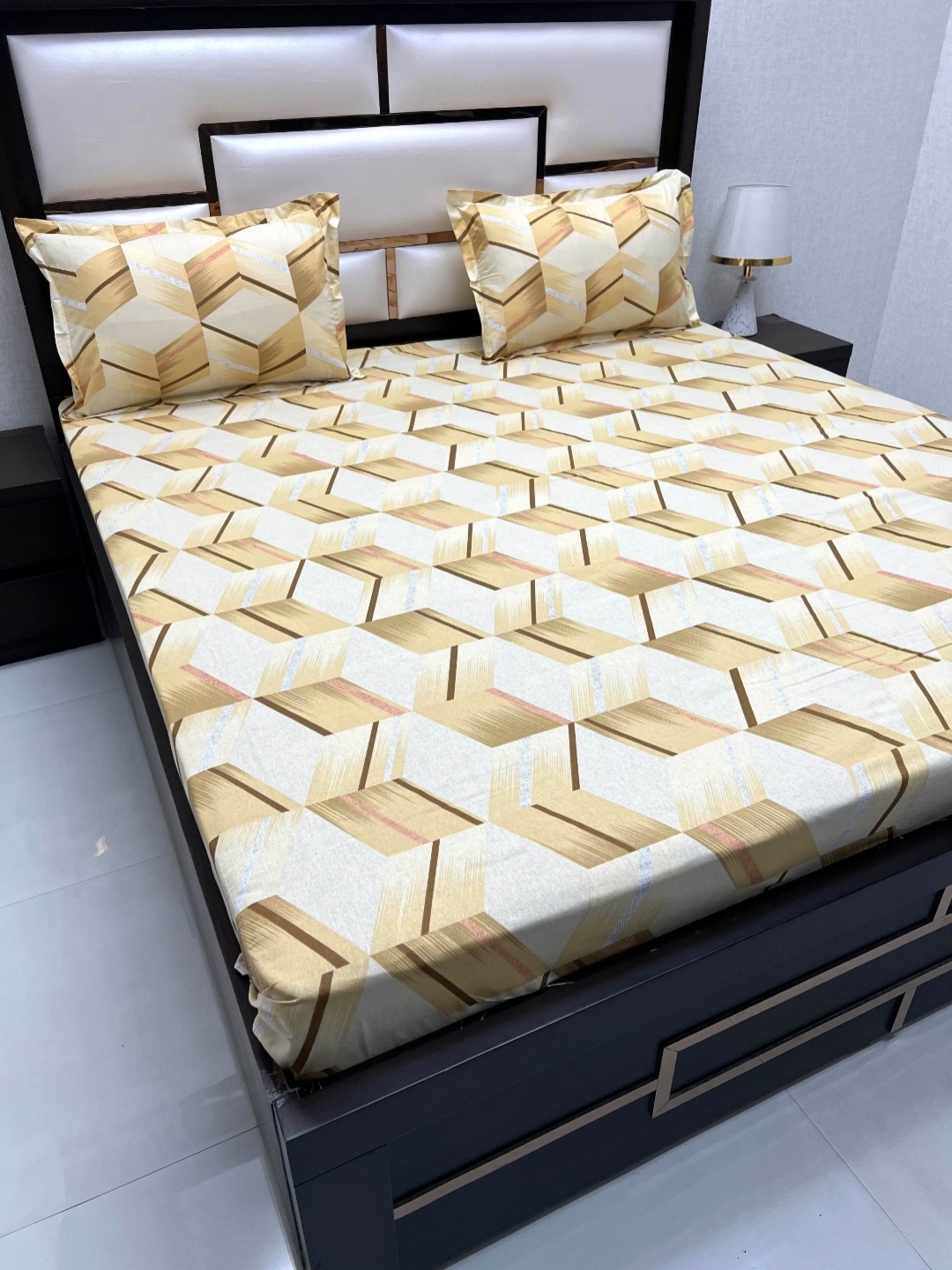 

Pure Decor Passion Yellow Printed 260 TC Cotton Queen Bedsheet with 2 Pillow Covers