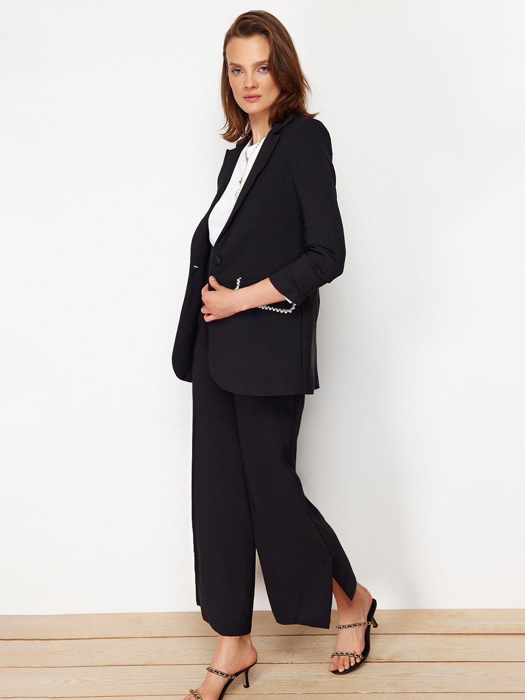 

Trendyol V-Neck Single Breasted Blazer With Trouser, Black