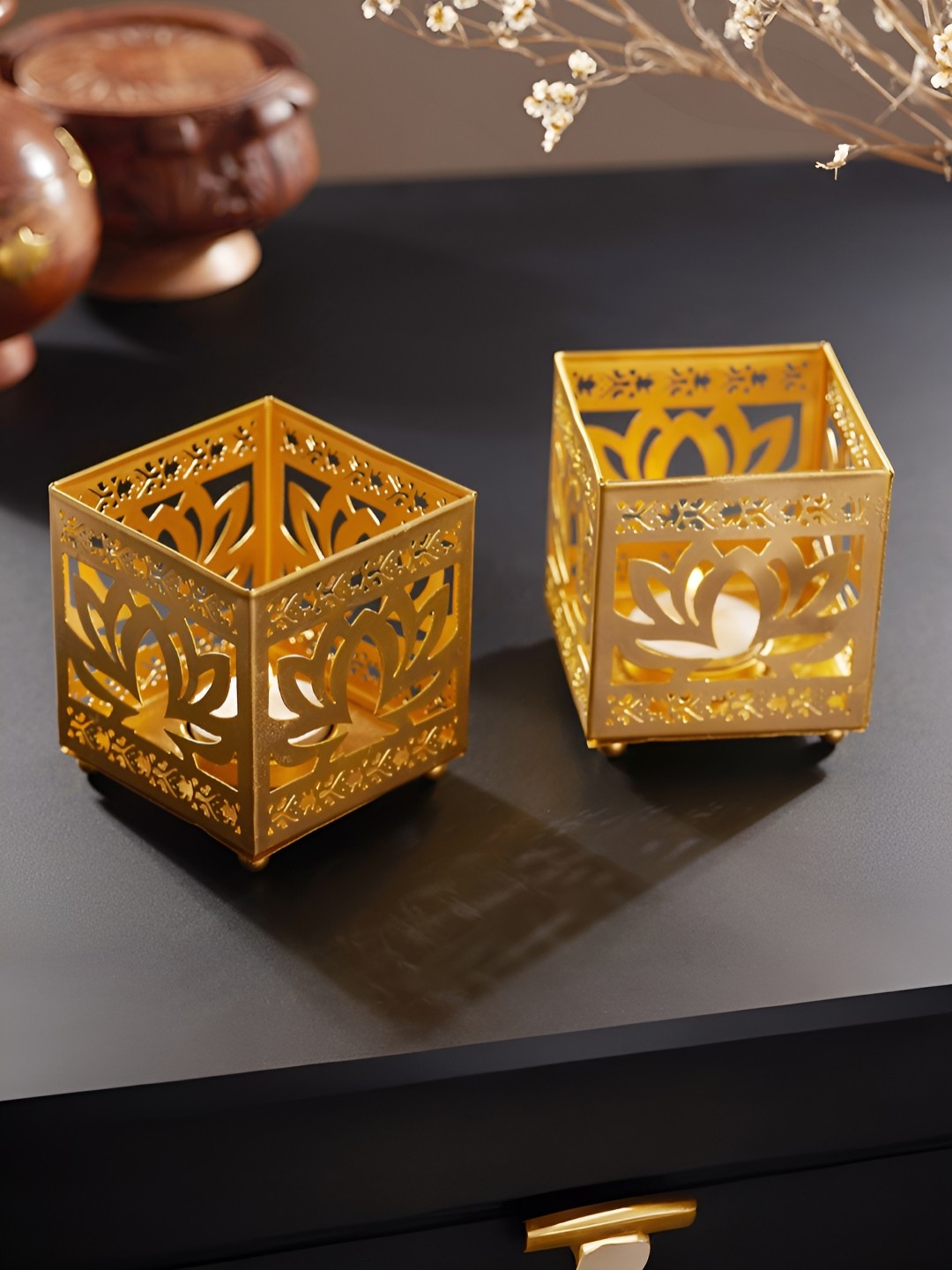 

Homspurts Gold Toned 2 Pieces Lotus Etching Iron Votive Tealight Candle Holders