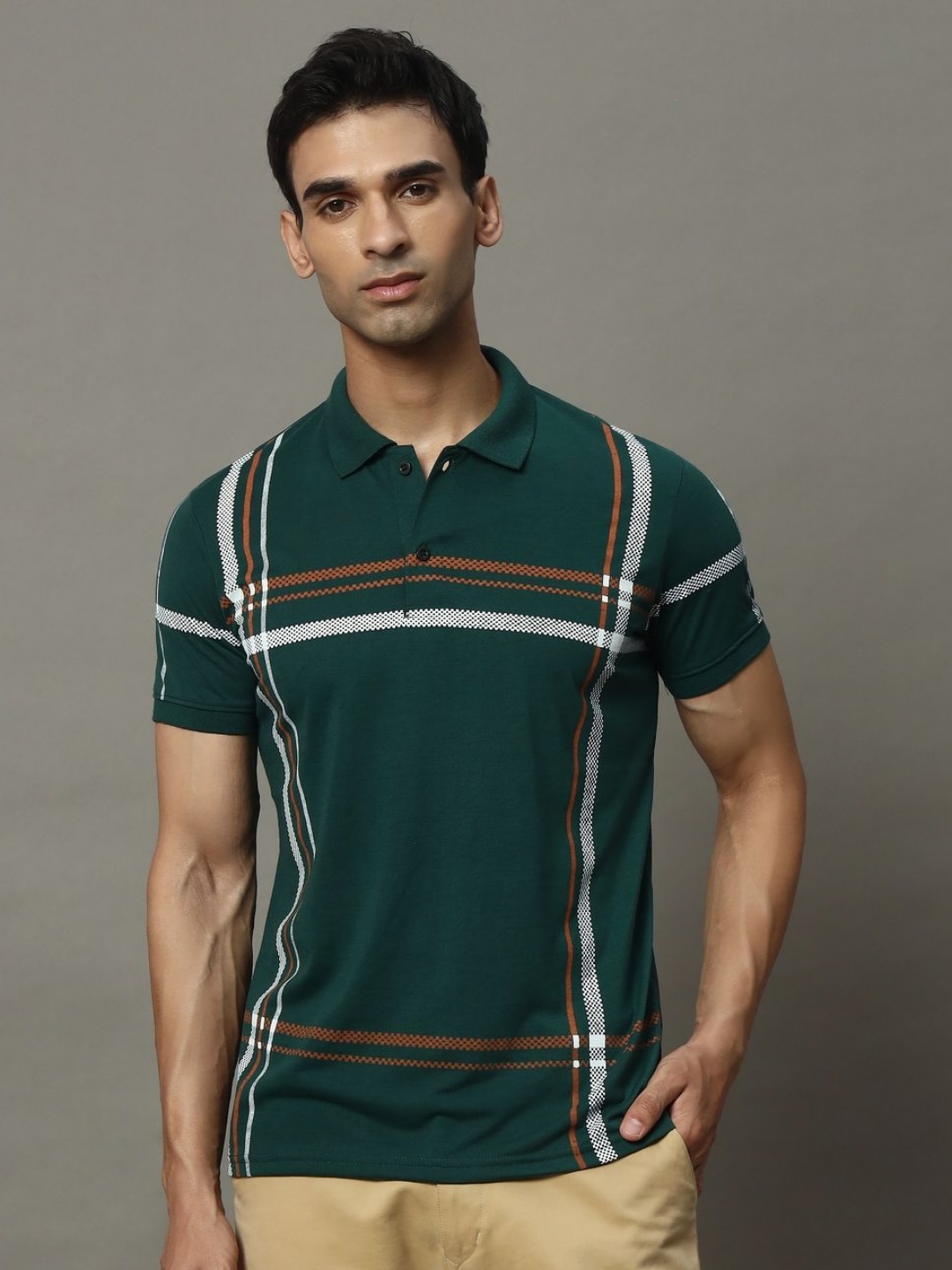 

OGEN Men Printed Polo Collar Pockets T-shirt, Green