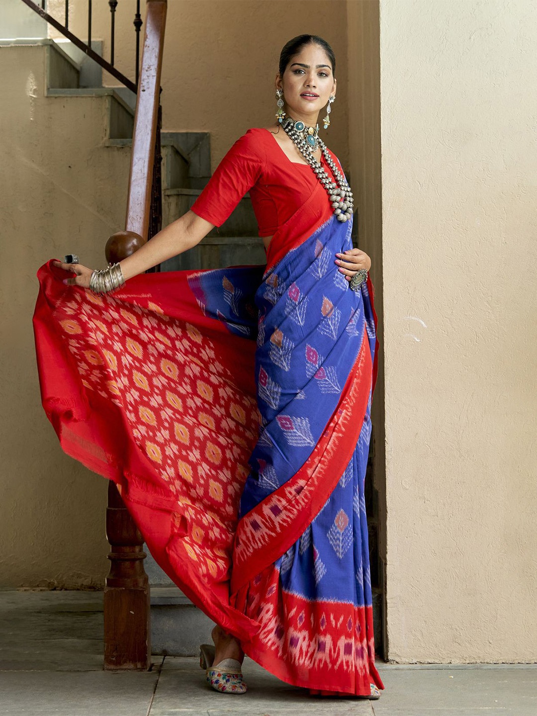 

CHUDIYA Batik Pure Cotton Printed Saree, Blue