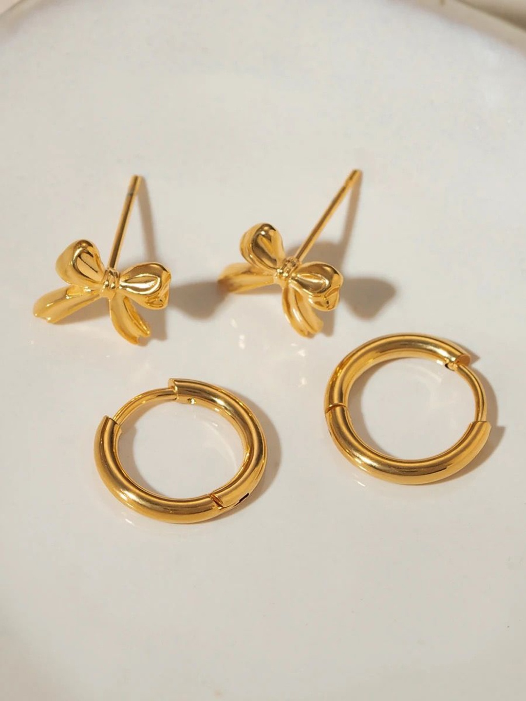 

Inaya Set Of 2 18Kt Gold Plated Contemporary Stainless Steel Studs Earrings