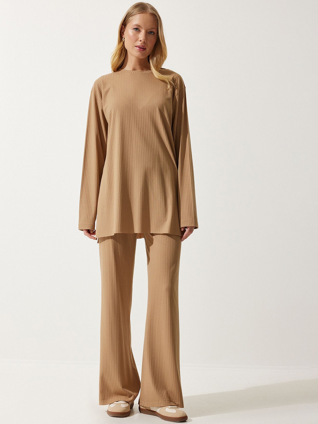 

Happiness istanbul Ribbed Long Sleeves Top With Trouser, Brown