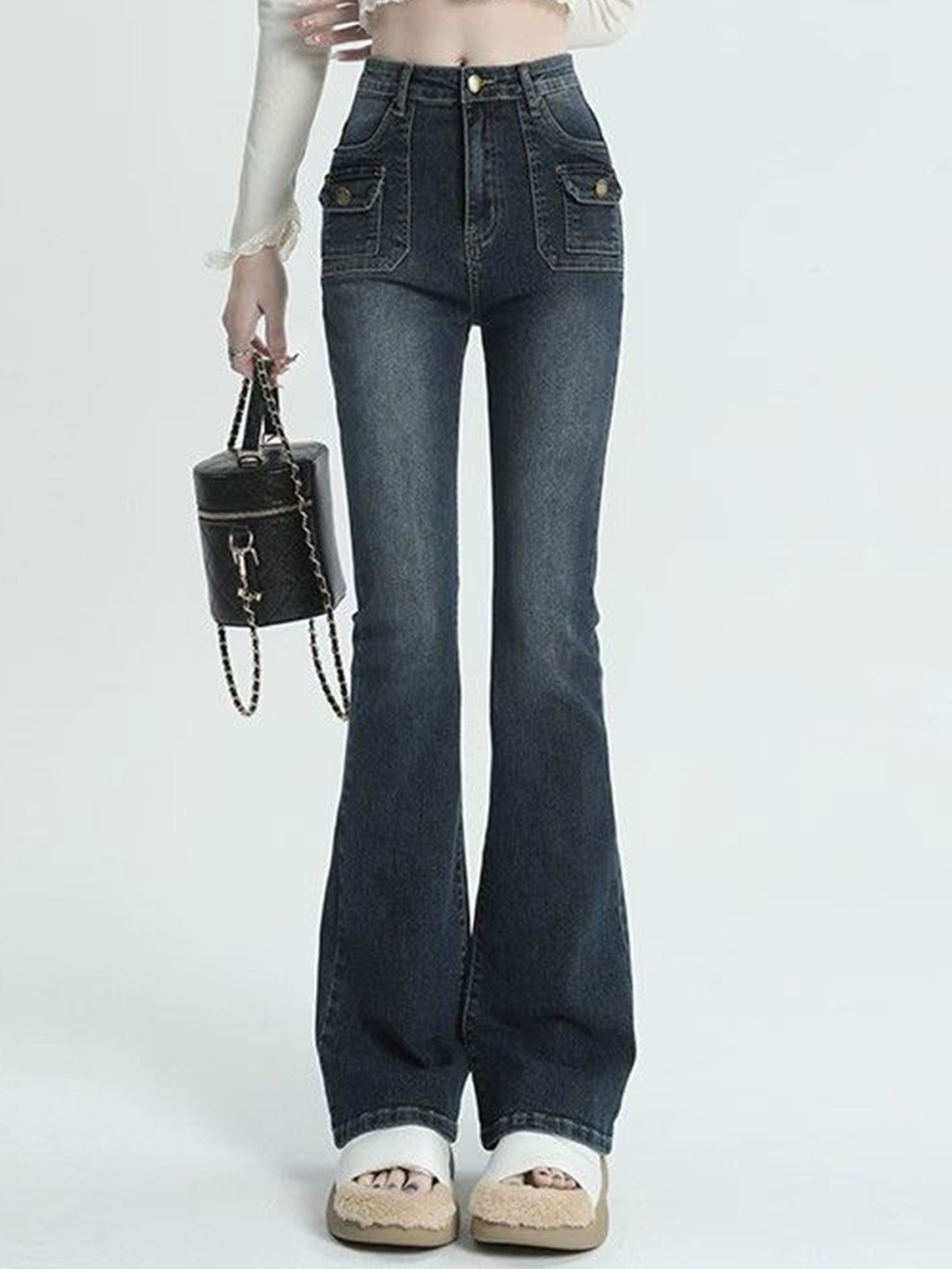 

StyleCast Women Bootcut High-Rise Light Fade Jeans, Blue