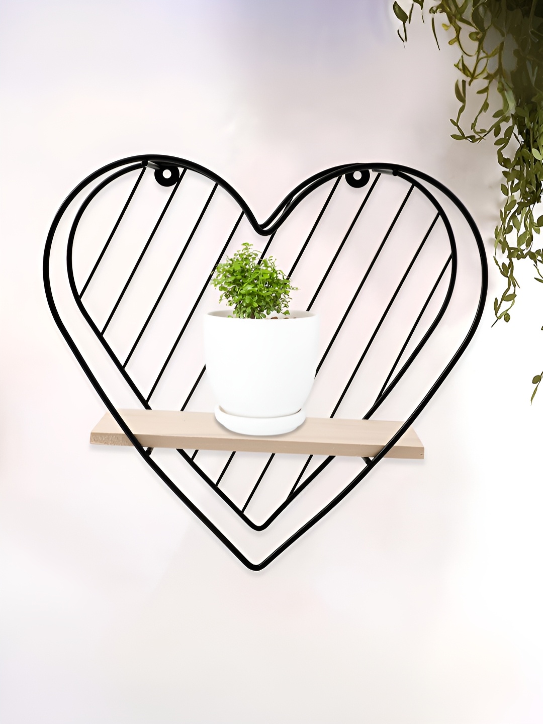 

UMAI Black Metal Heart Shaped Hanging Wall Shelves