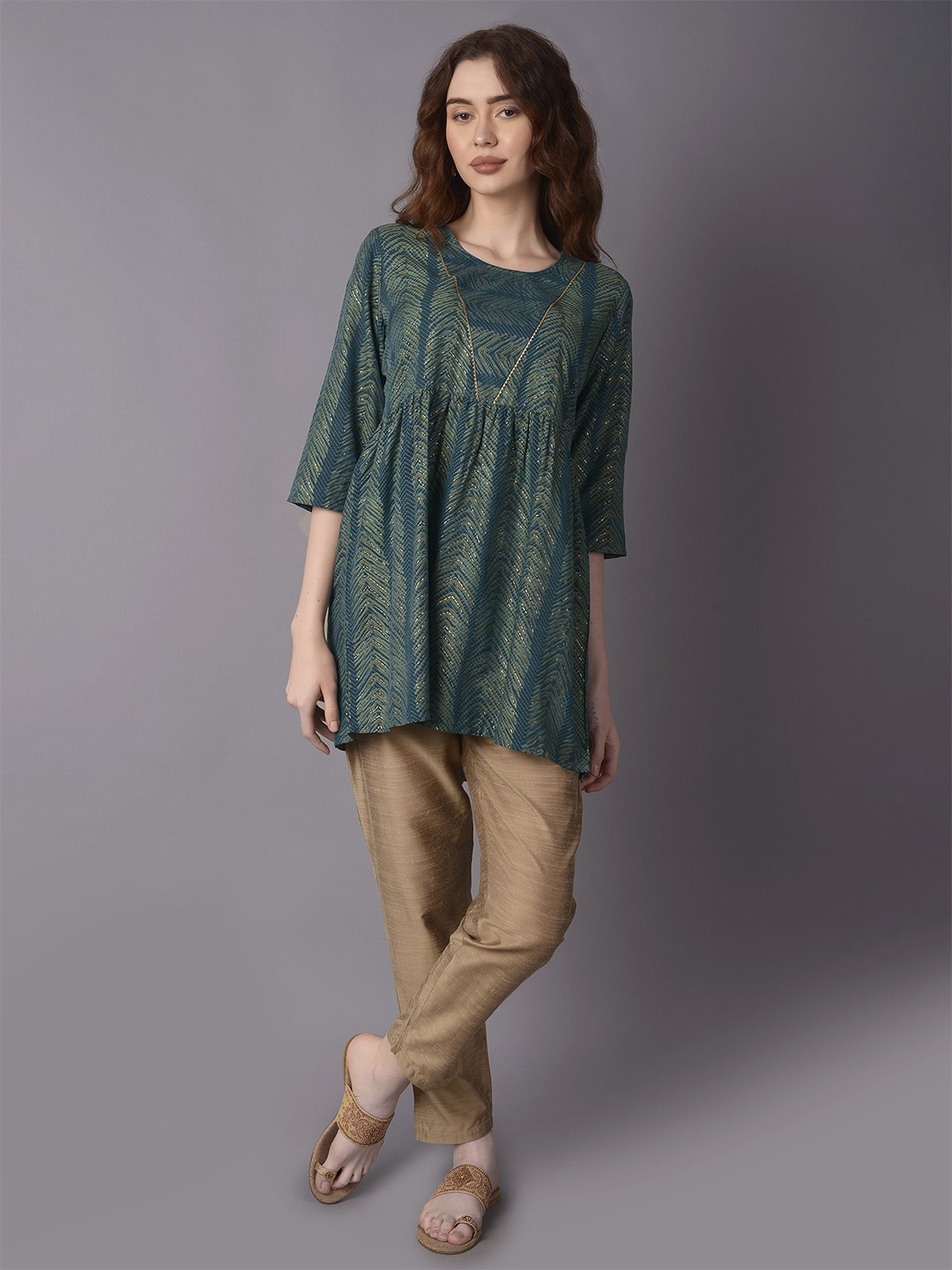 

Shree Geometric Printed Liva Kurti, Teal