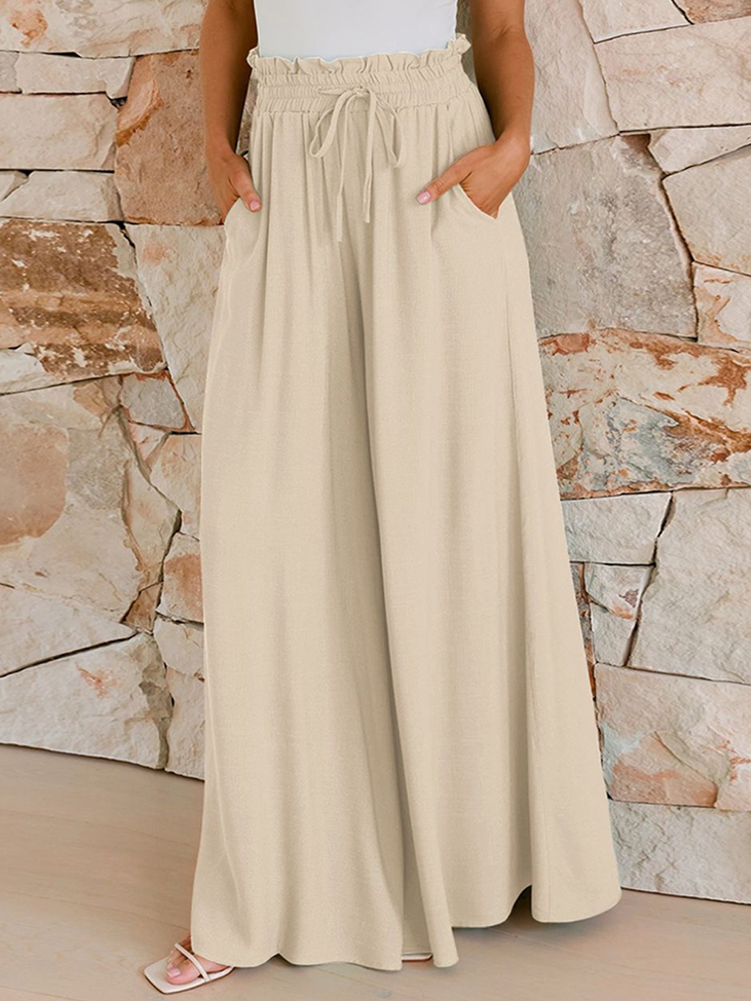 

HERE&NOW Women Printed Loose Fit Joggers Trousers, Beige