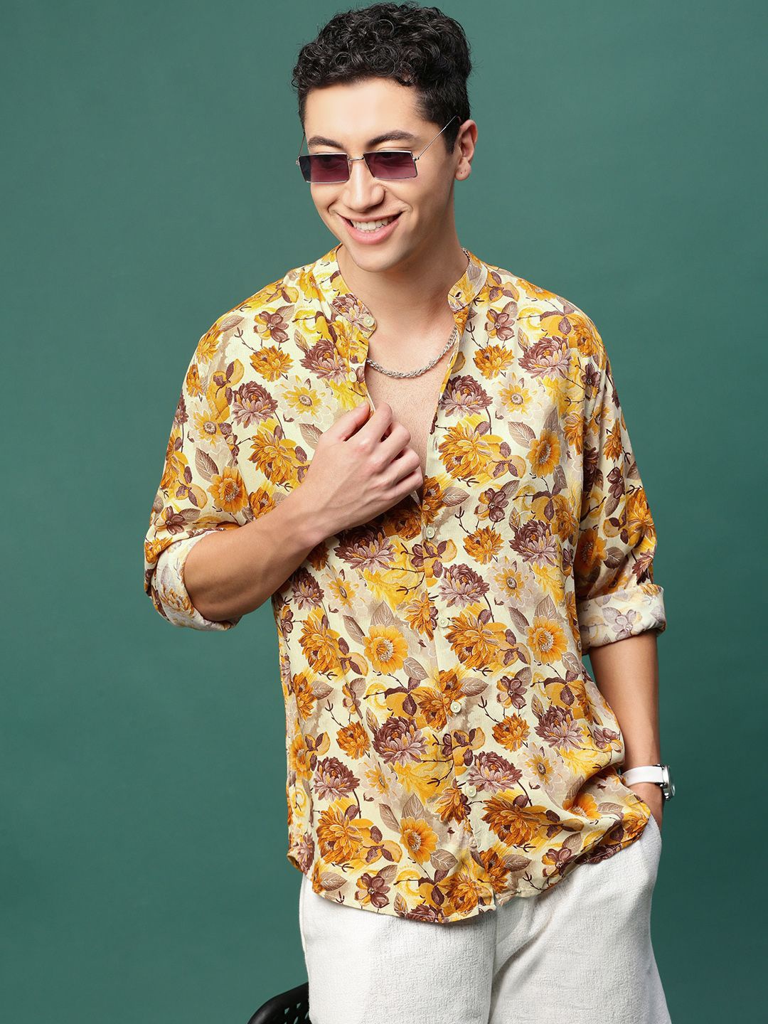 

SHOWOFF Men Standard Slim Fit Floral Opaque Printed Casual Shirt, Orange
