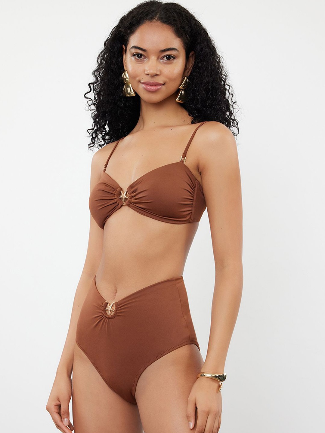 

Trendyol Basic Briefs 1100615875, Brown