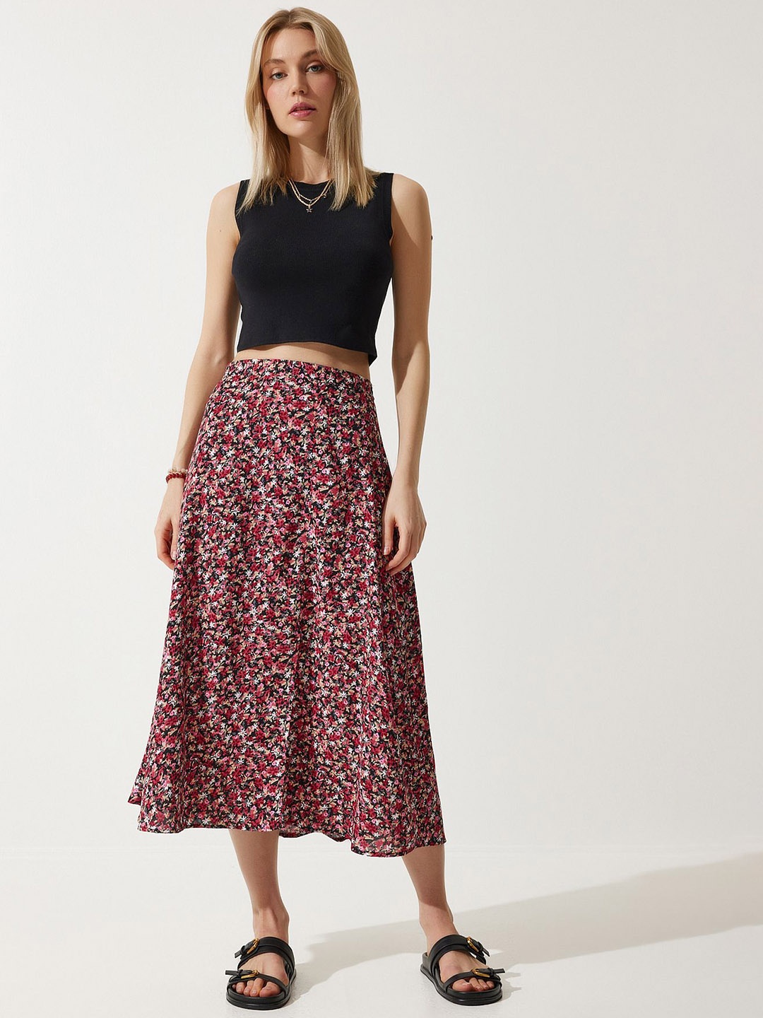 

Happiness istanbul Floral Printed Flared Midi Skirts, Red