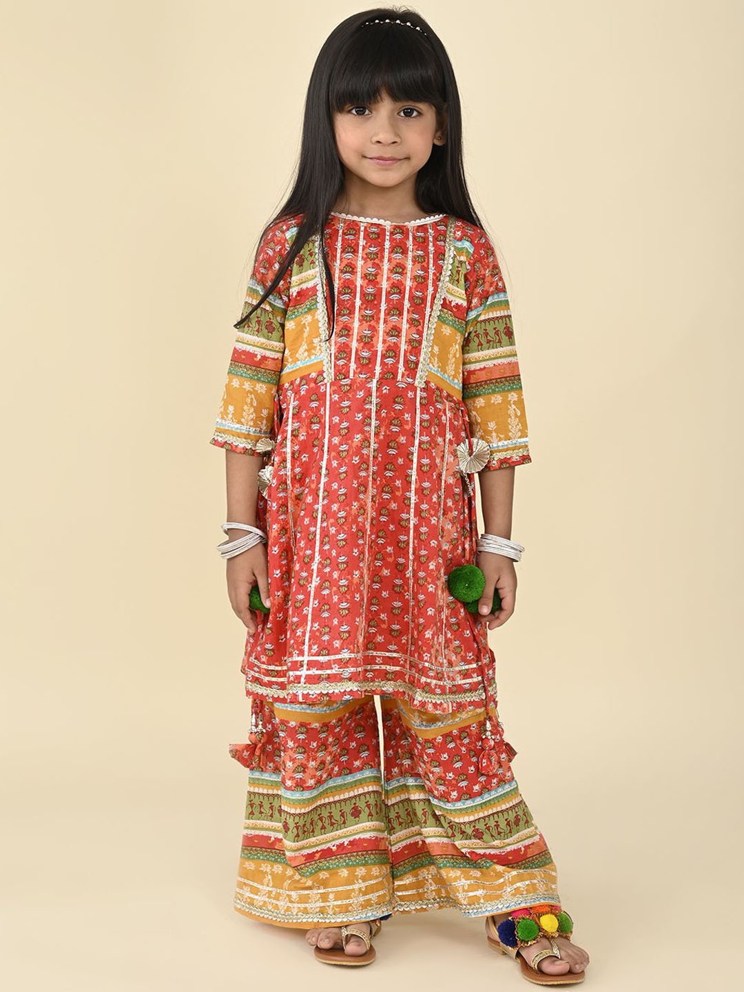 

LIL PITAARA Girls Floral Printed Gotta Patti Pure Cotton Kurta with Palazzos, Red