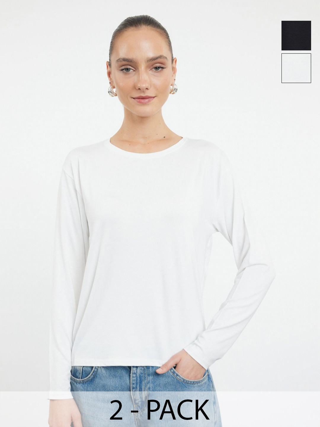 

Trendyol Women V-Neck Extended Sleeves Pockets T-shirt, Na