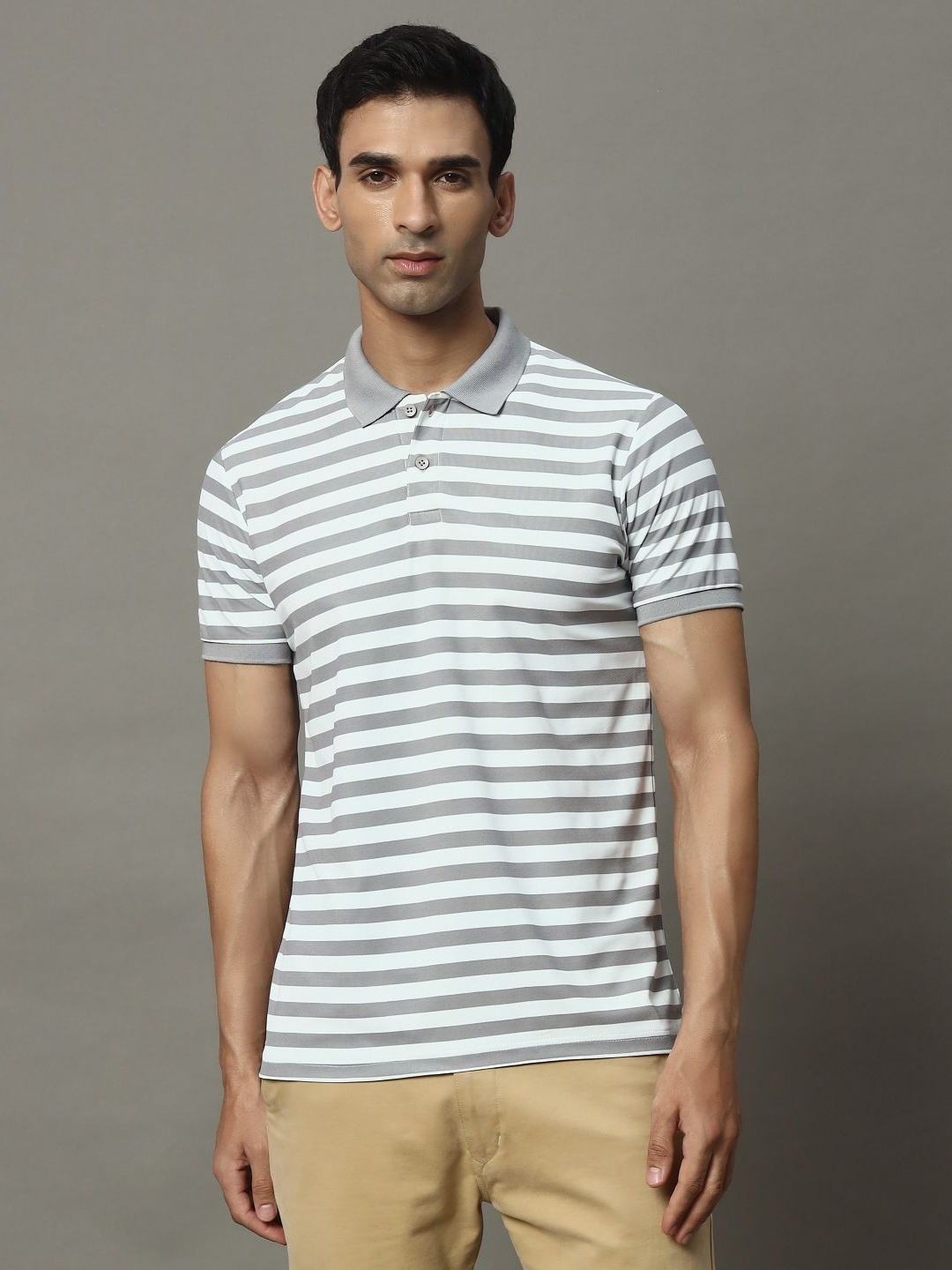 

OGEN Men Striped Polo Collar Pockets T-shirt, Grey