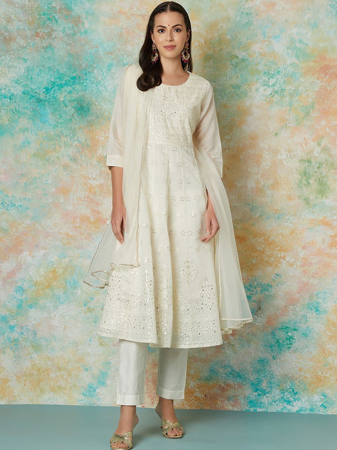 

Melange by Lifestyle Embroidered Sequinned Chanderi Silk Kurta With Trousers & Dupatta, Off white