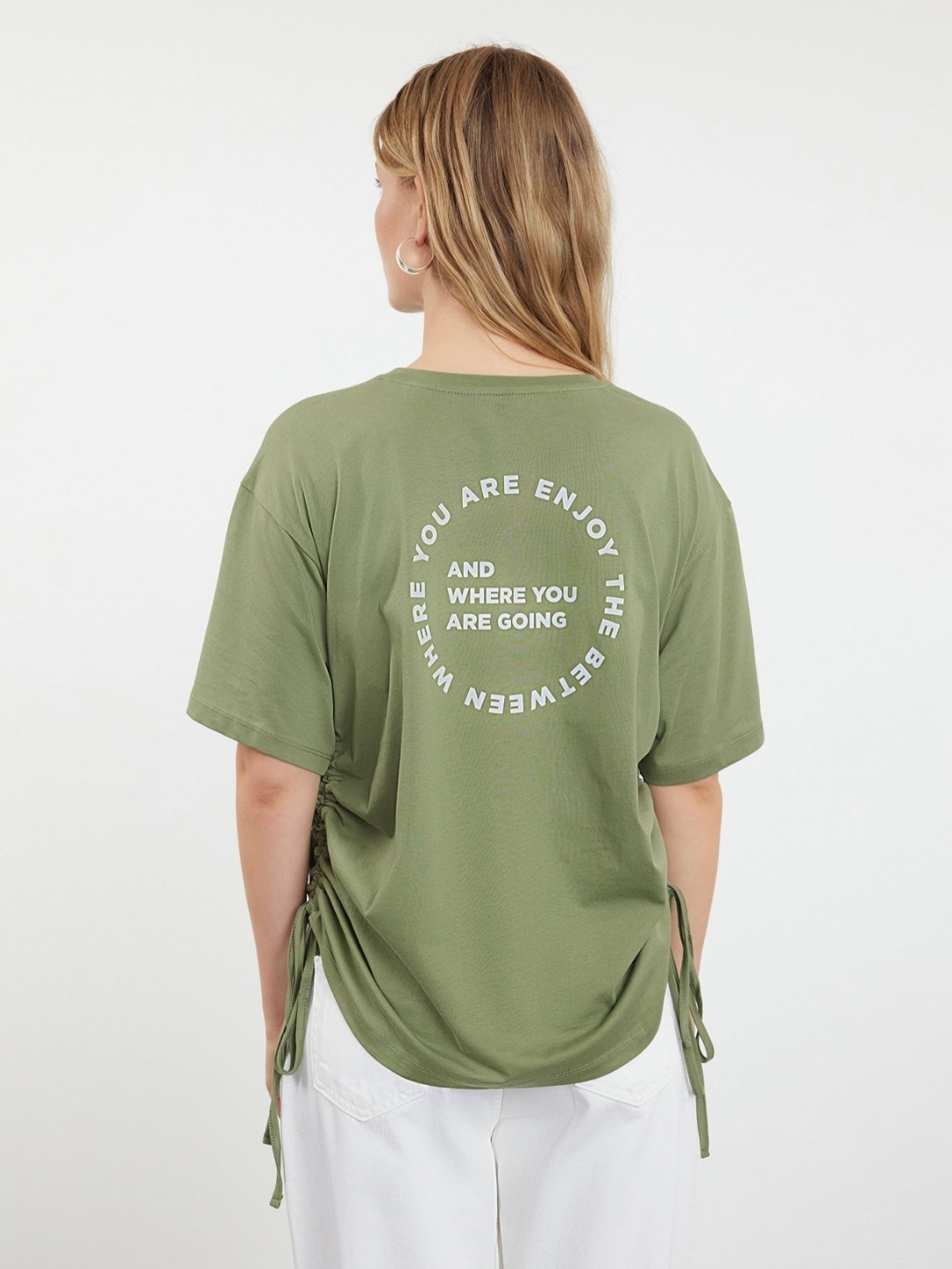 

Trendyol Women Pockets T-shirt, Na