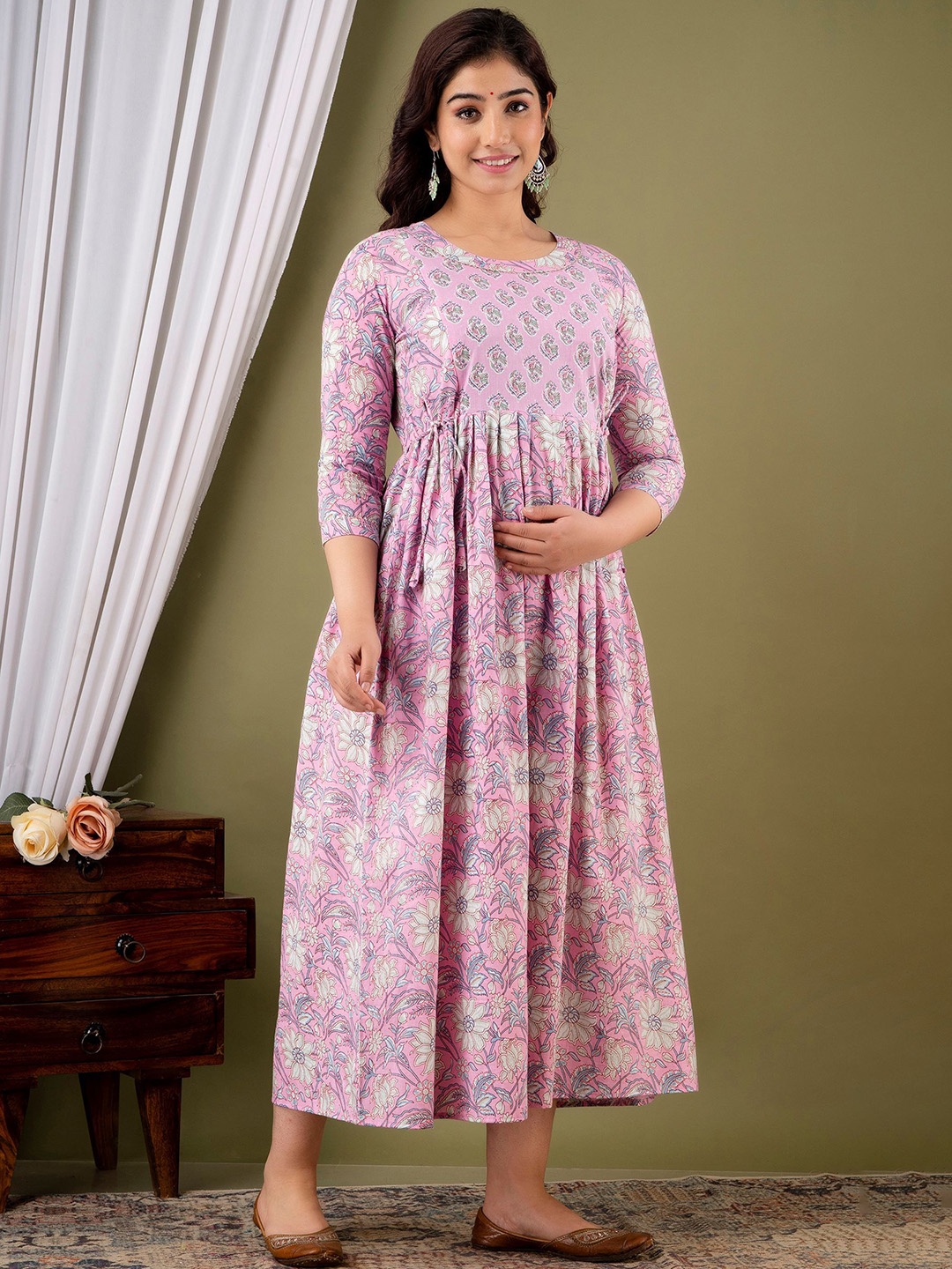 

MURLI KURTI Floral Printed Round Neck Gathered Fit & Flare Cotton Maternity Ethnic Dress, Pink