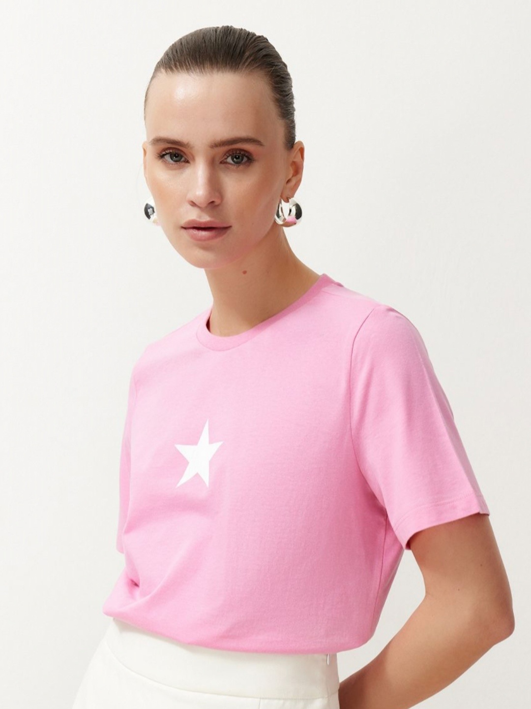 

Trendyol Women Applique T-shirt, Na