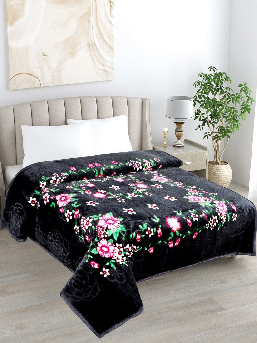 

LA VERNE Black & Pink Floral Printed Heavy Winter 500 GSM Double Bed Blanket
