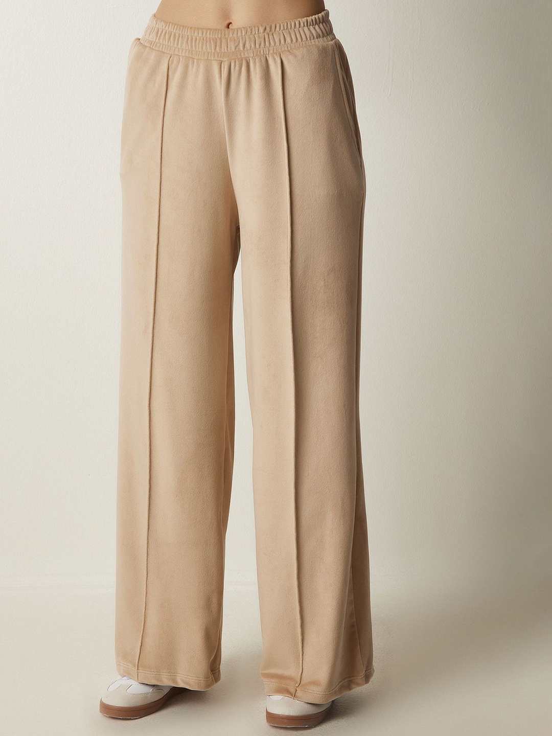 

Happiness istanbul Women Pleated Trousers, Na