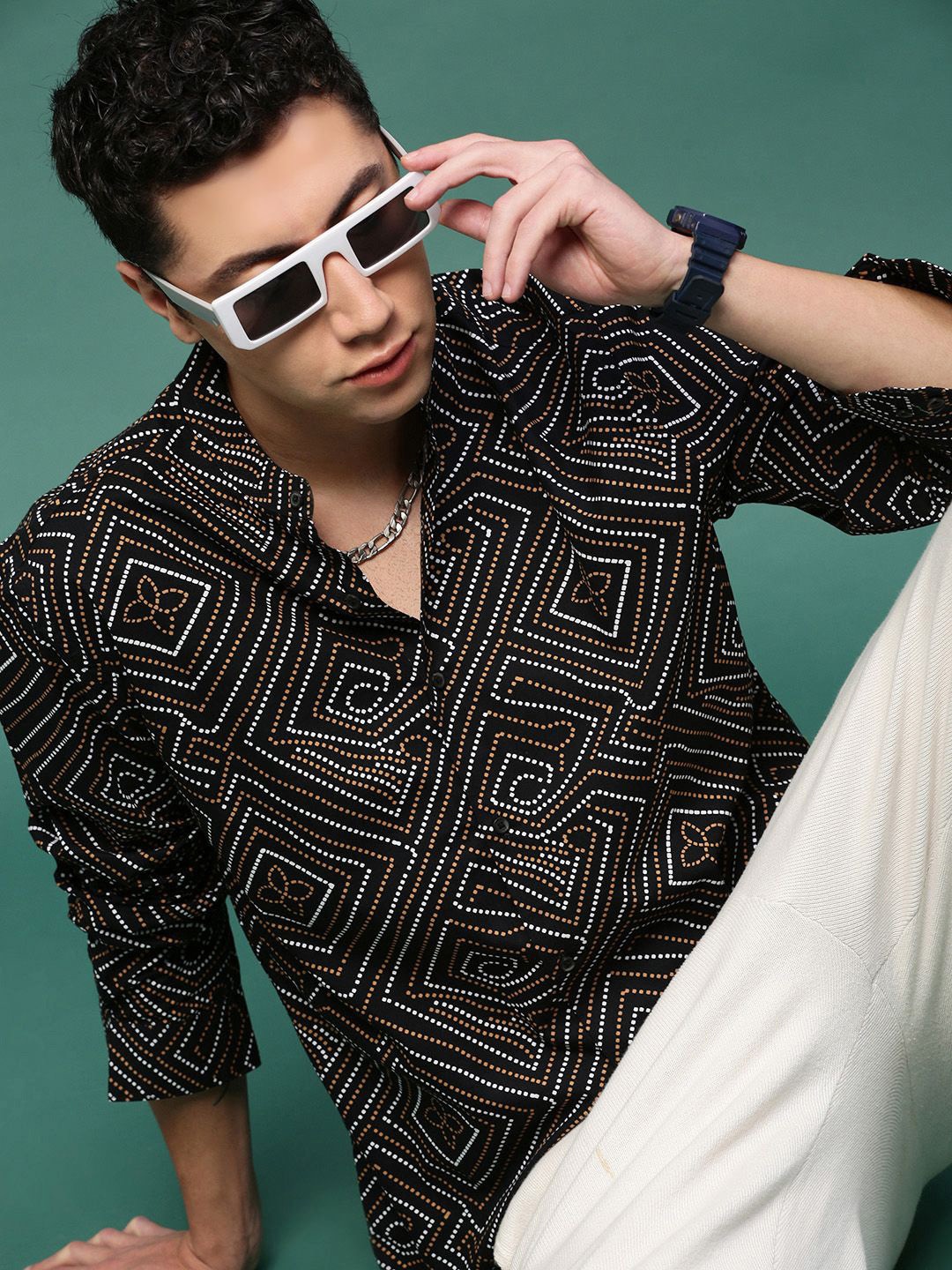 

SHOWOFF Men Standard Slim Fit Opaque Printed Casual Shirt, Black