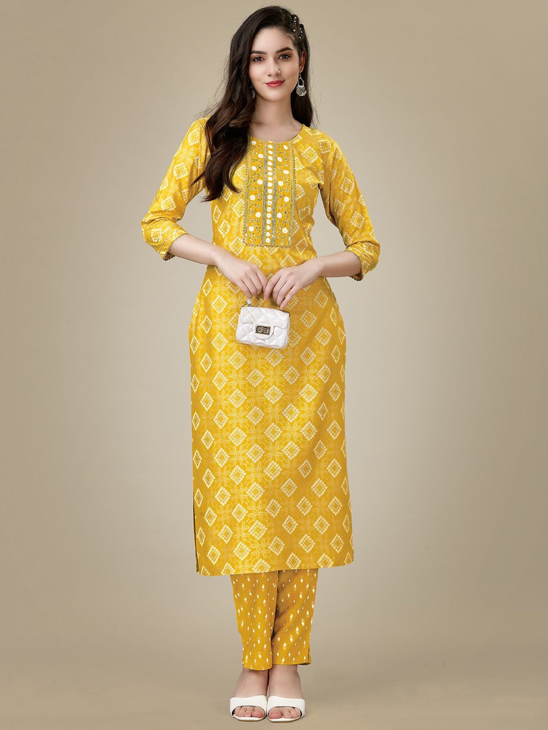 

WILNERCROWN Women Bandhani Embroidered Regular Kurta with Trousers, Yellow