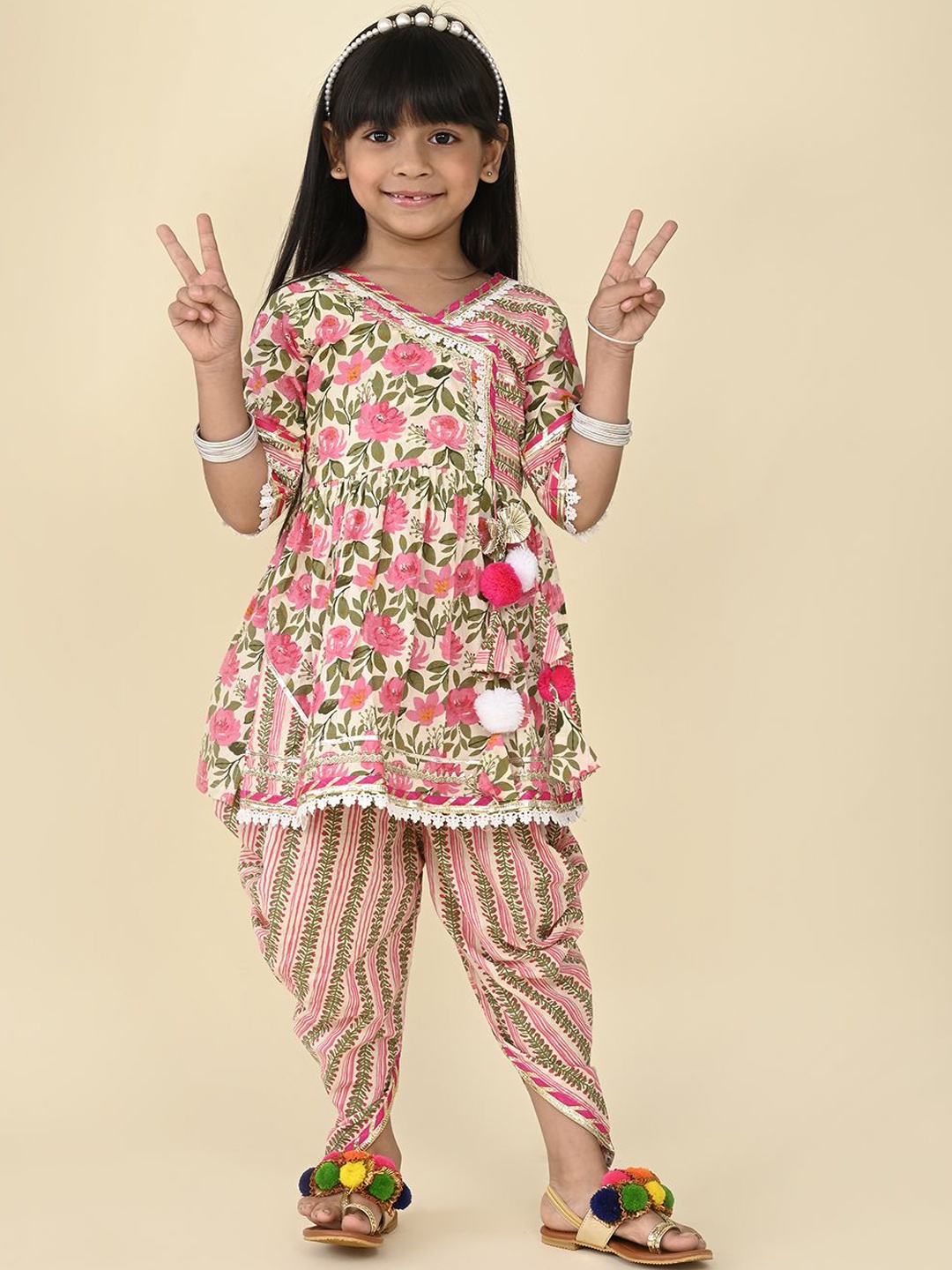 

LIL PITAARA Girls Floral Printed Angrakha Gotta Patti Pure Cotton Kurta With Dhoti Pant, Pink