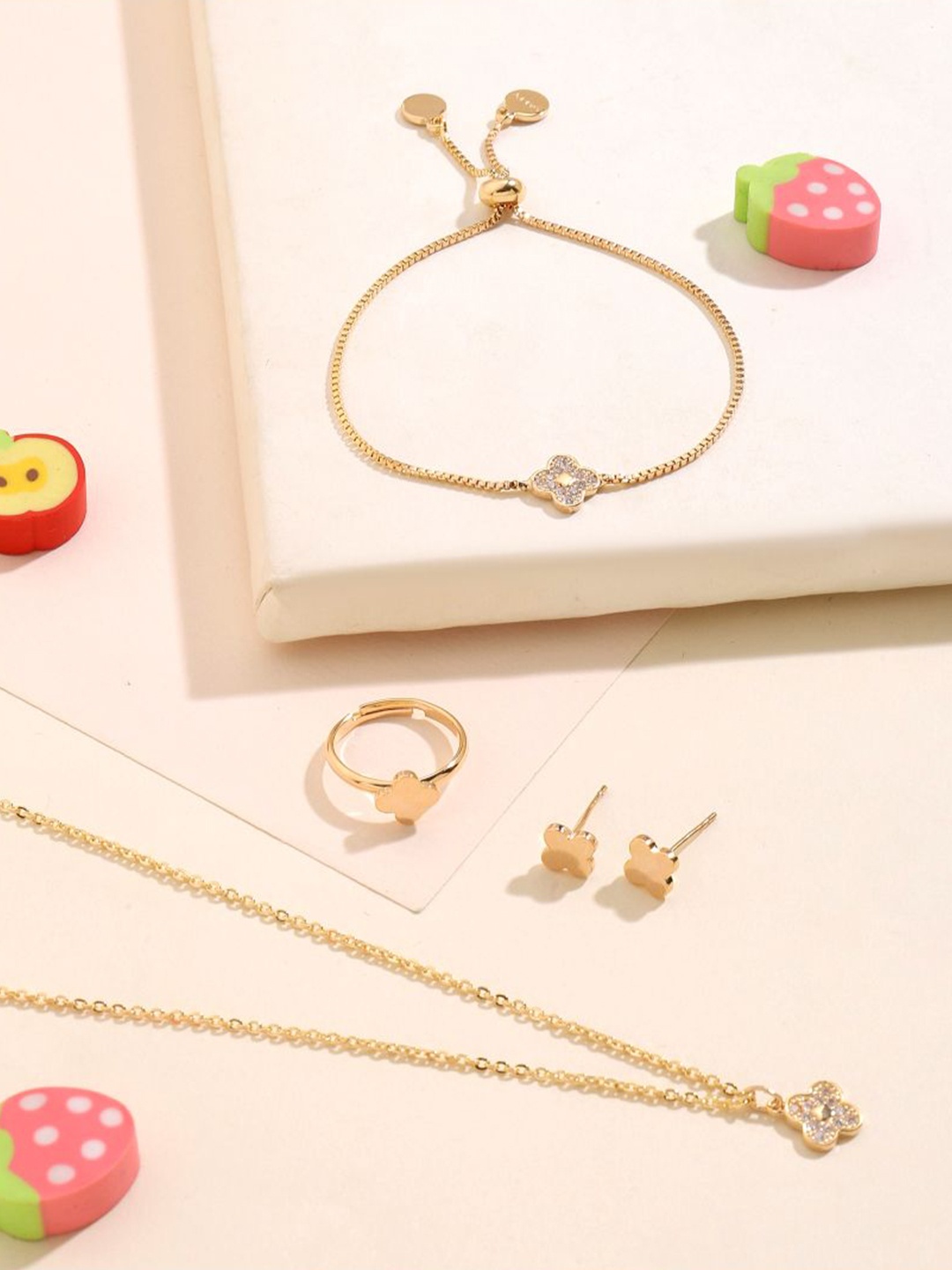 

SALTY Gold-Plated Stone-Studded Clover Jewellery Set