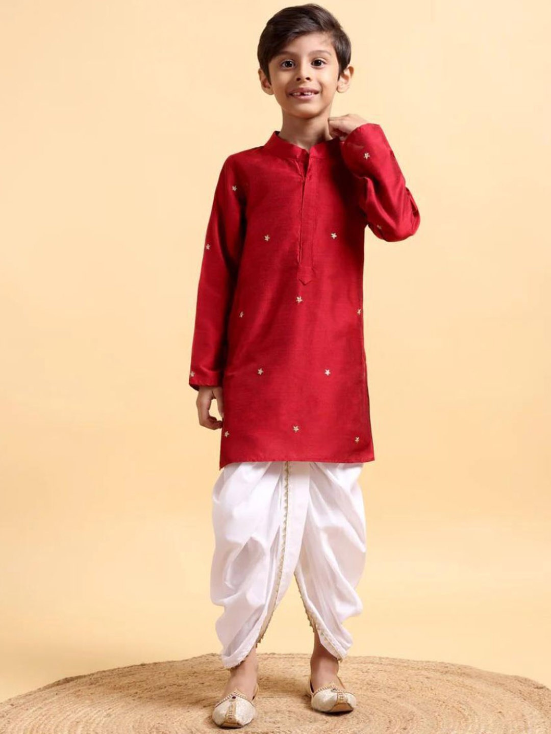 

Mera Rang Boys Embroidered Regular Kurta with Dhoti Pants, Red