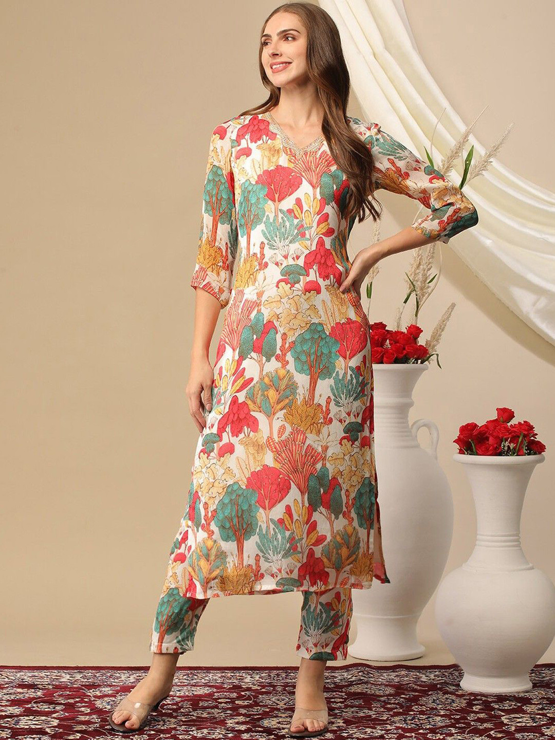 

GoSriKi Floral Printed Thread Work Straight Kurta With Trousers, White