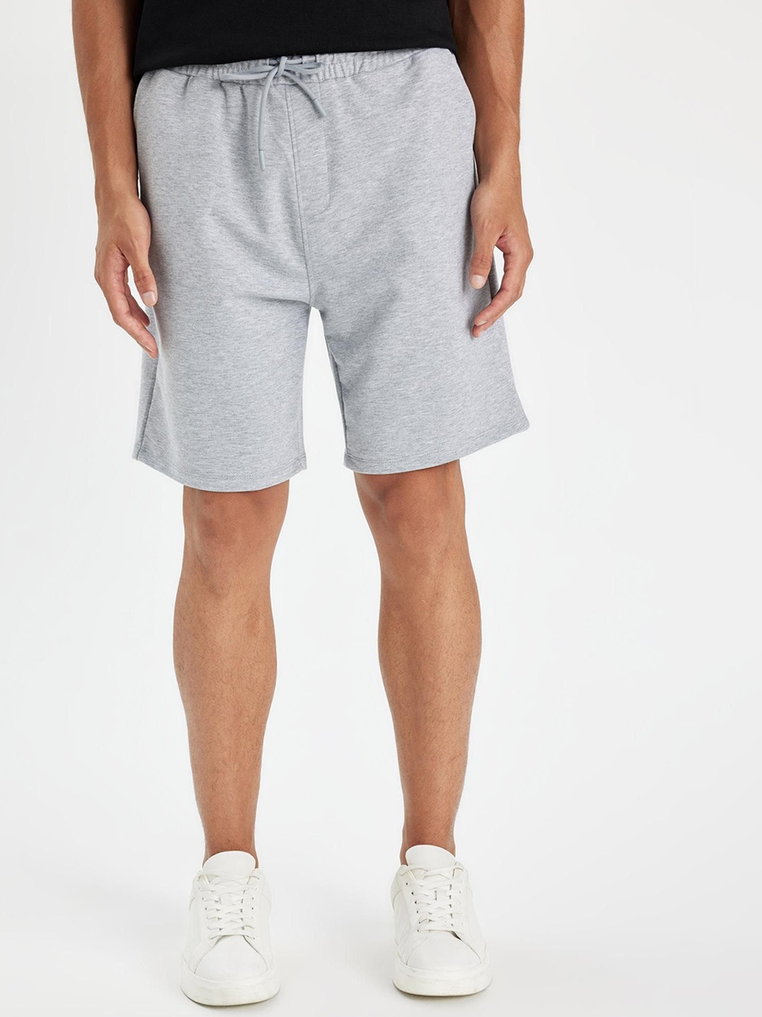 

DeFacto Men Regular Fit Solid Shorts, Grey